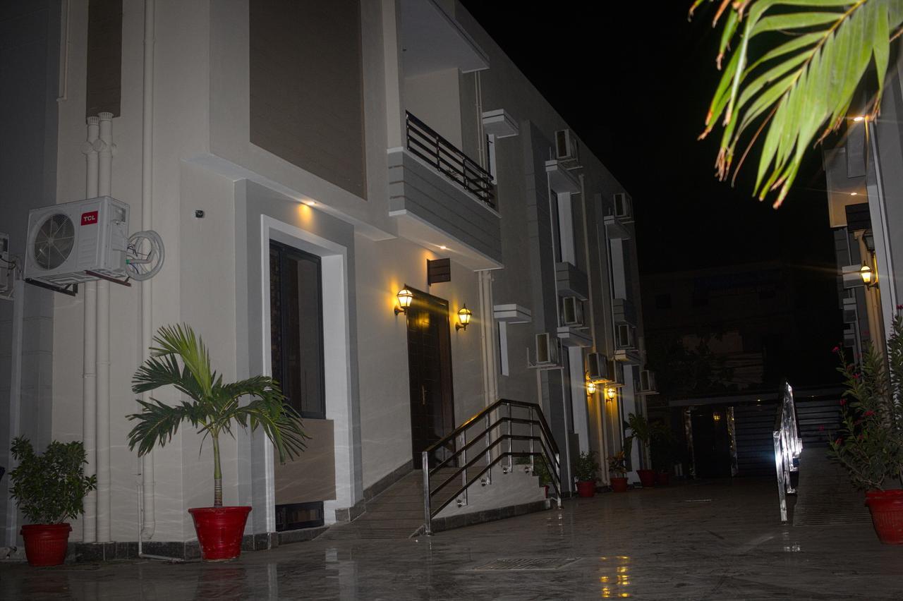 Zifan Hotel & Suites Karachi Exterior foto